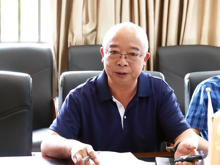 教师教育学院副院长张学伟作项目解读.jpg 教师教育学院副院长张学伟作项目解读.jpg